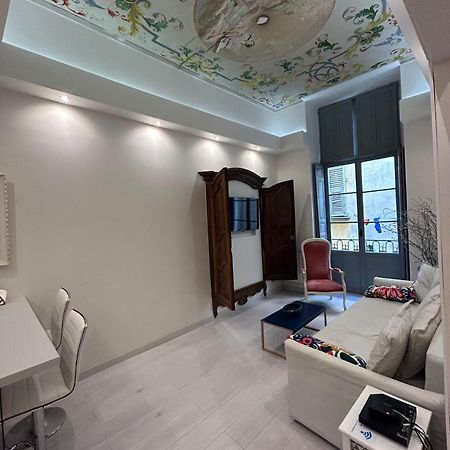 Luxury Apartment In The Heart Of Old Town Nice. Екстер'єр фото