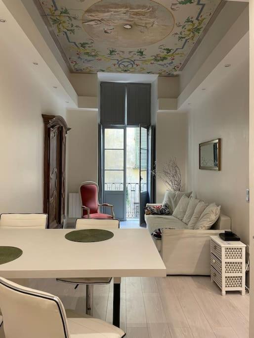 Luxury Apartment In The Heart Of Old Town Nice. Екстер'єр фото