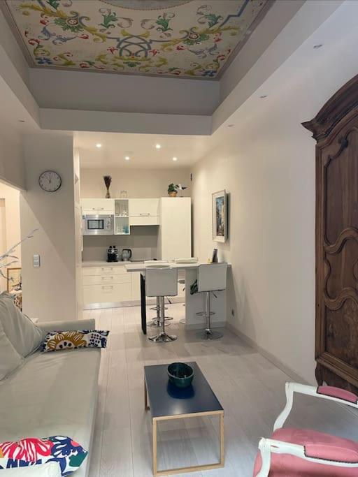 Luxury Apartment In The Heart Of Old Town Nice. Екстер'єр фото